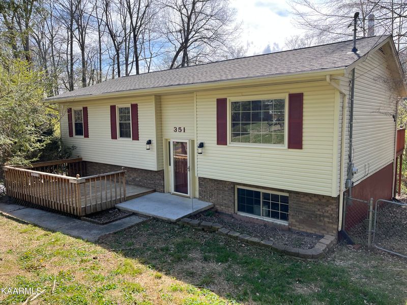 351 Walnut Valley Rd, Clinton, TN 37716