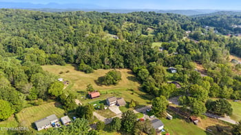 3510 Guinn Rd, Knoxville, TN 37931