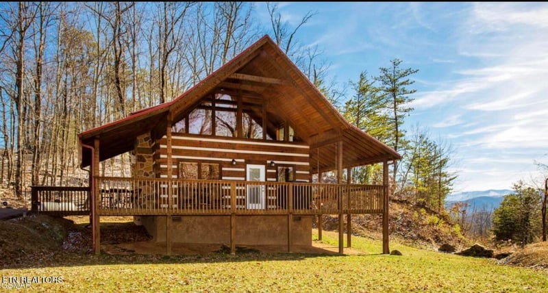 3510 Twin City Way, Pigeon Forge, TN 37863
