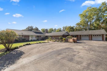 3515 Blow Dr, Knoxville, TN 37920