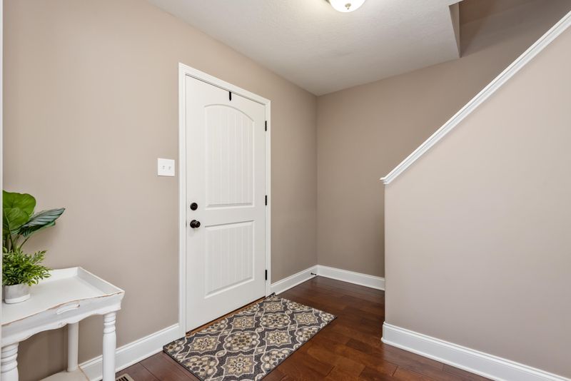3515 Boulder Point Ln, Powell, TN 37849