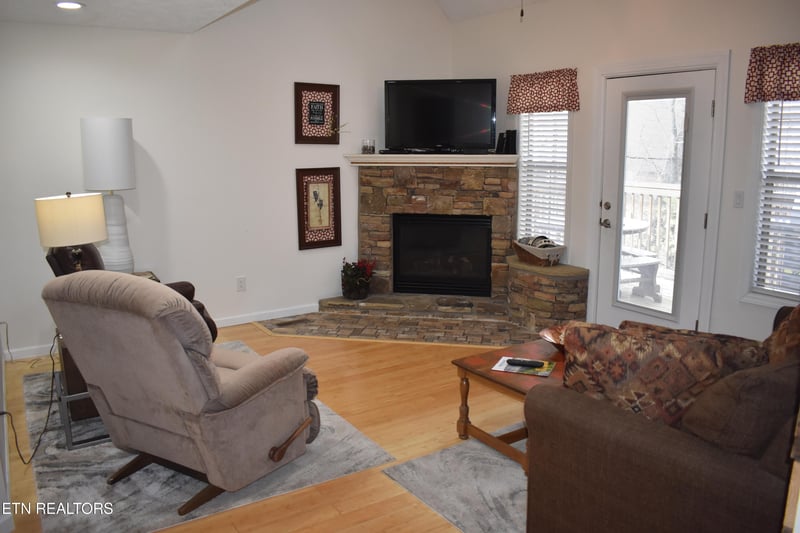 3516 Brook Stone Way, Pigeon Forge, TN 37863