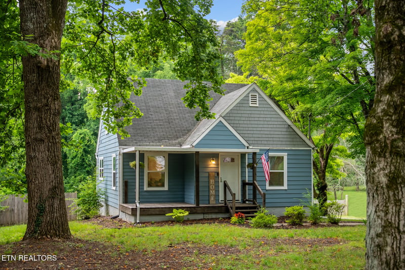 3518 Delrose Dr, Knoxville, TN 37914