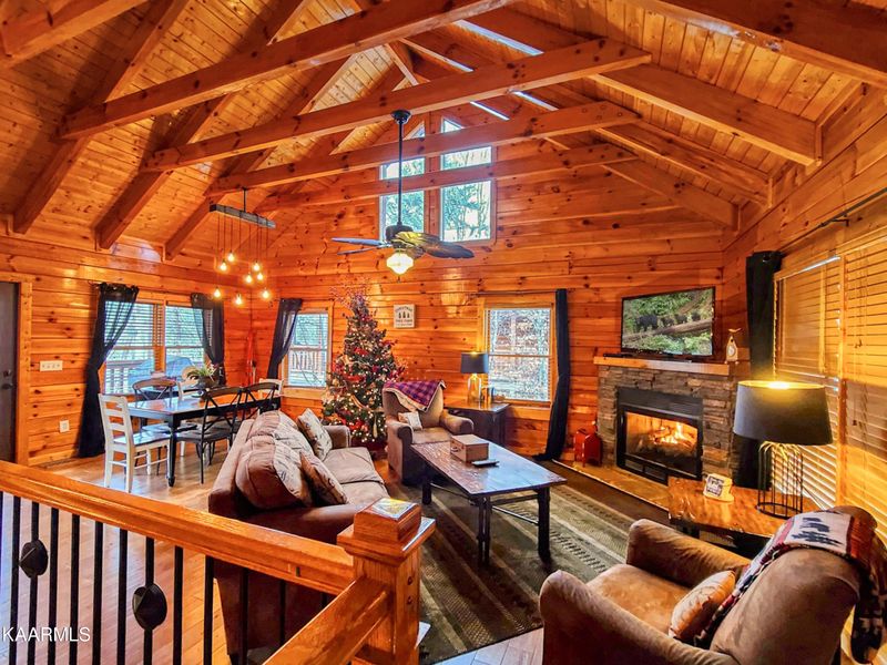 3518 Sand Ridge Way, Pigeon Forge, TN 37863