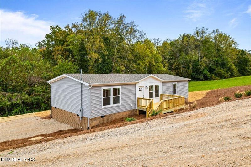 352 Bland Rd, Clinton, TN 37716