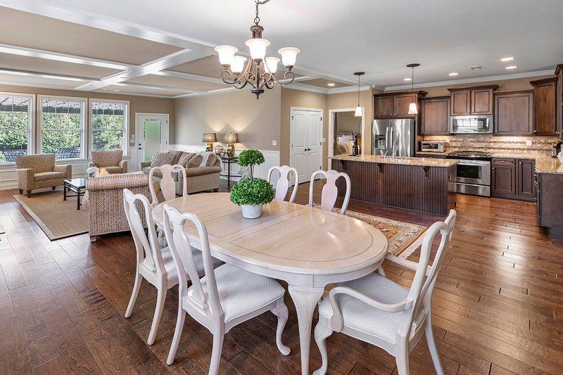 352 Burney Cir, Knoxville, TN 37934