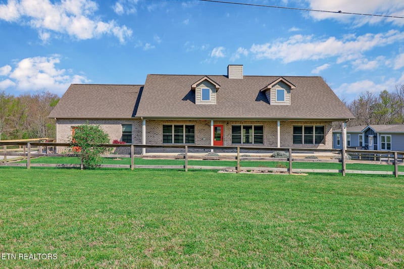 352 Eli Ford Rd, Crossville, TN 38571