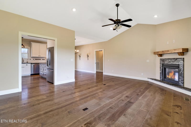 352 Eli Ford Rd, Crossville, TN 38571