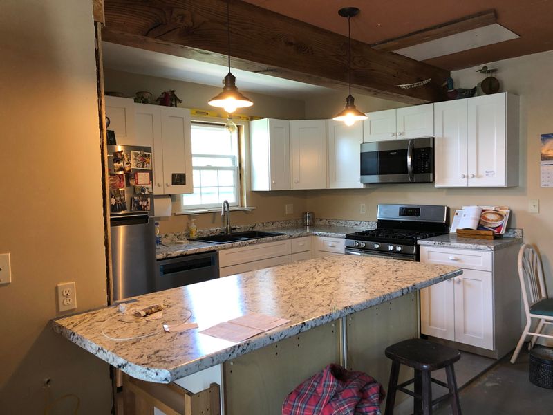 352 Mountain Loop Rd, Thorn Hill, TN 37881