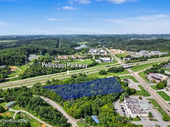 3521 Wrights Ferry Rd, Louisville, TN 37777