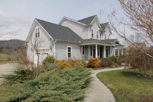 3522 Hiley Dr, Sevierville, TN 37862