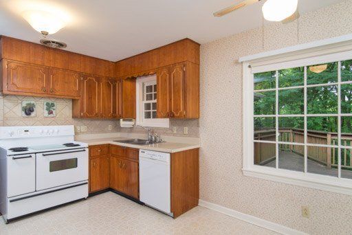 3525 Bluff Point Dr, Knoxville, TN 37920
