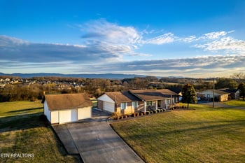 3526 Ridgeway Tr, Maryville, TN 37801