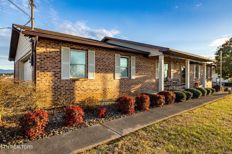 3526 Ridgeway Tr, Maryville, TN 37801