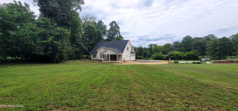 3529 Ginn Farm Dr, Knoxville, TN 37920