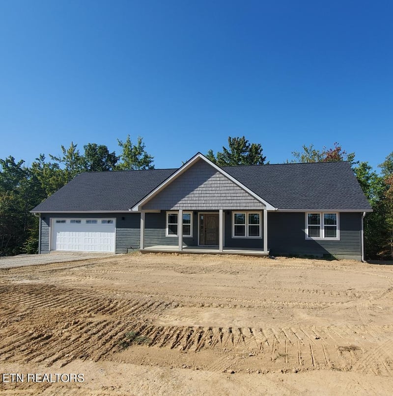 353 Ragland Private Dr, Huntsville, TN 37756