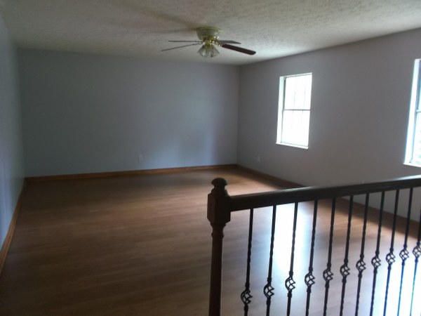 353 Rolling Acres Dr, Rockwood, TN 37854