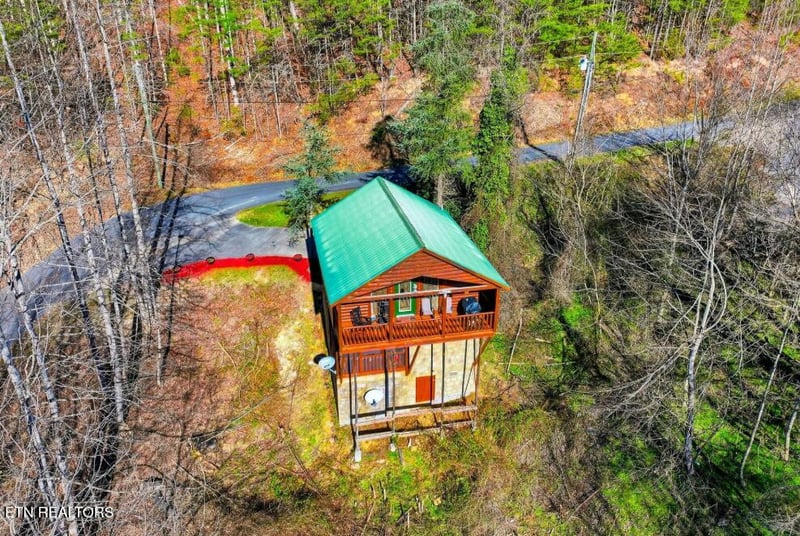 3537 Bear Pen Gap Rd, Sevierville, TN 37876