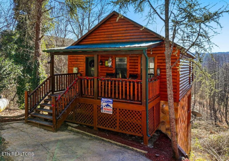3537 Bear Pen Gap Rd, Sevierville, TN 37876