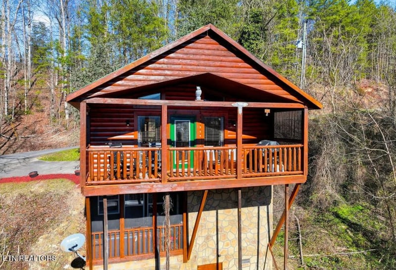 3537 Bear Pen Gap Rd, Sevierville, TN 37876