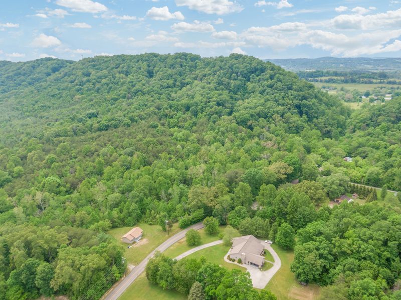 3537 Shipe Rd, Corryton, TN 37721