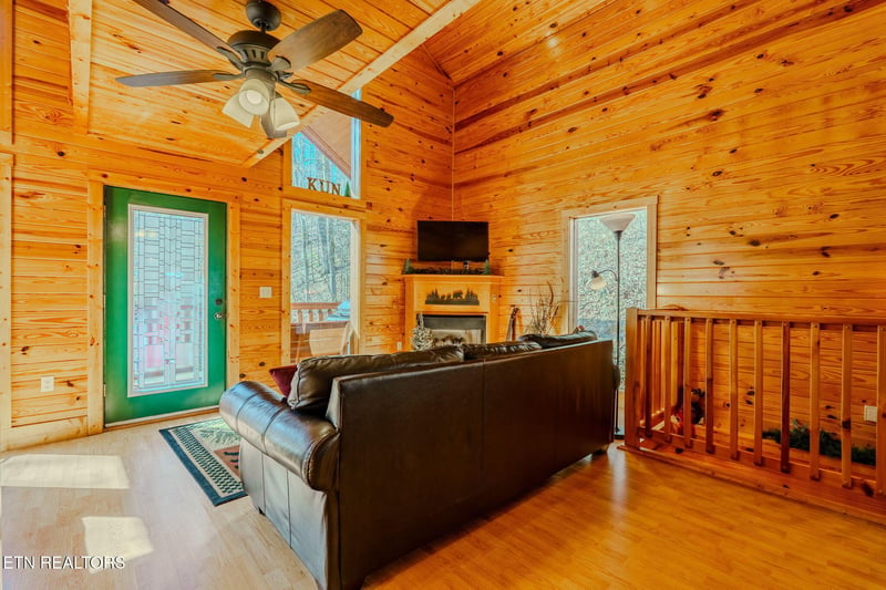 3538 Wolf Way, Sevierville, TN 37862