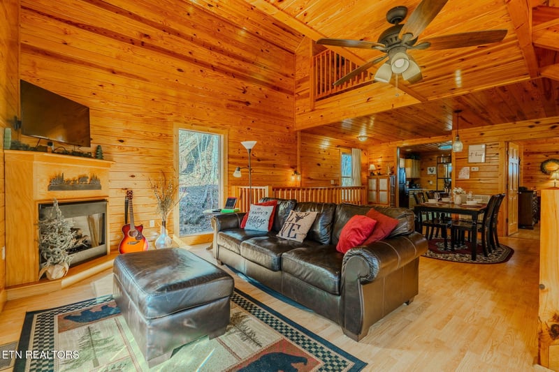 3538 Wolf Way, Sevierville, TN 37862