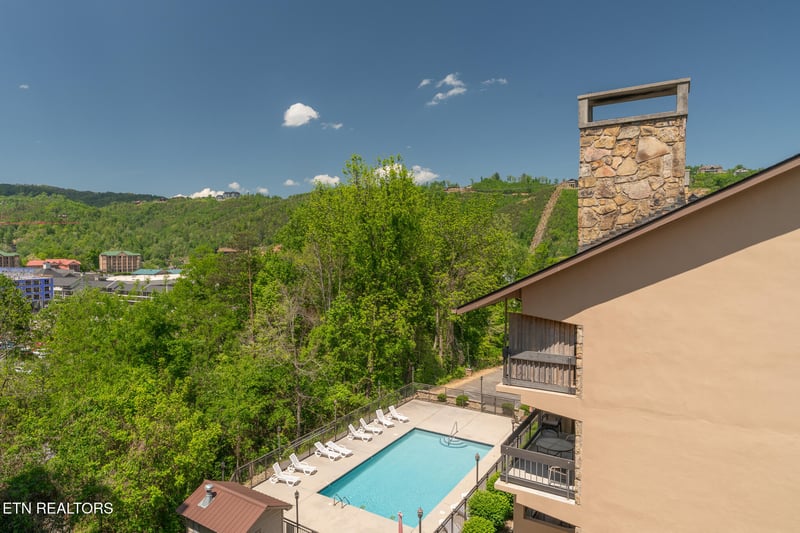 354 E Holly Ridge Rd #401, Gatlinburg, TN 37738