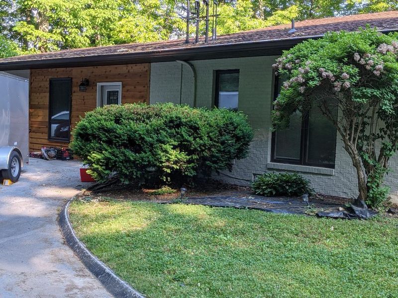 354 Imperial Heights Ln, Lafollette, TN 37766