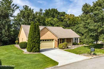 3541 Greywolfe Dr, Knoxville, TN 37921