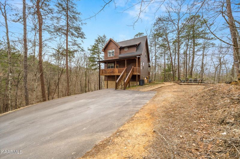 3541 Locust Ridge Rd, Sevierville, TN 37876