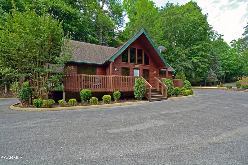 3546 Brook Stone Way, Pigeon Forge, TN 37863