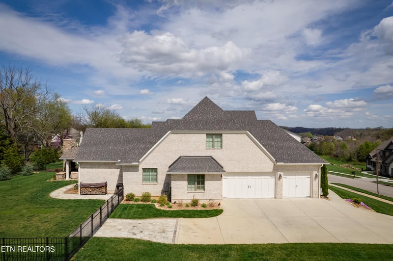355 Barnsley Rd, Knoxville, TN 37934