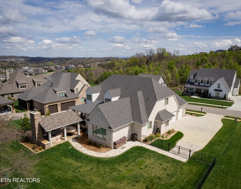 355 Barnsley Rd, Knoxville, TN 37934