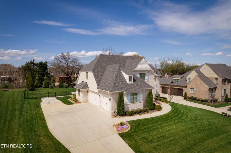 355 Barnsley Rd, Knoxville, TN 37934