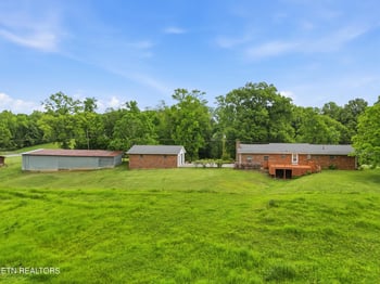 355 Crock Rd, Loudon, TN 37774