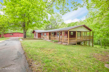 355 Eli Ln, Oneida, TN 37841
