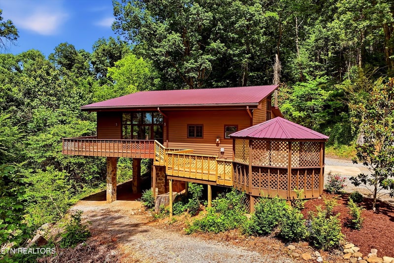 356 Woodland Dr, Sweetwater, TN 37874