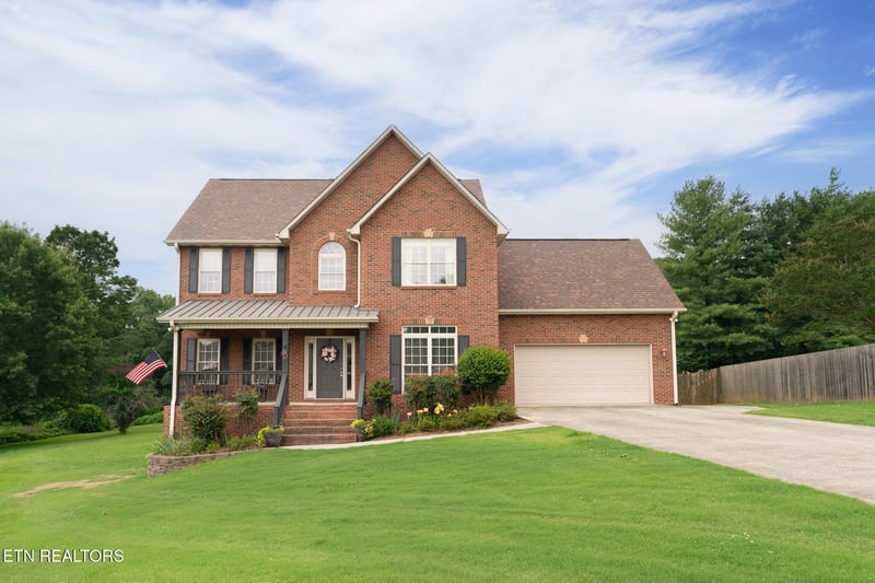 3560 Hirst Cir, Lenoir City, TN 37772