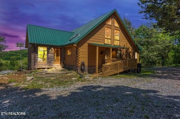 3560 Old Lowe's Ferry Rd, Louisville, TN 37777