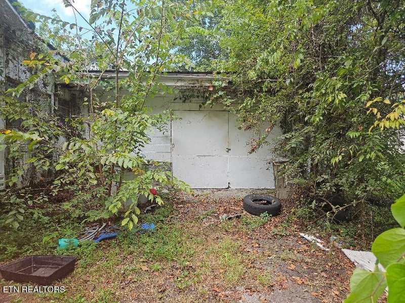 3561 Grade Rd, Rockford, TN 37853