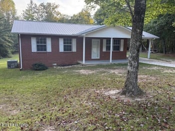 3561 Grave Hill Rd, Oneida, TN 37841