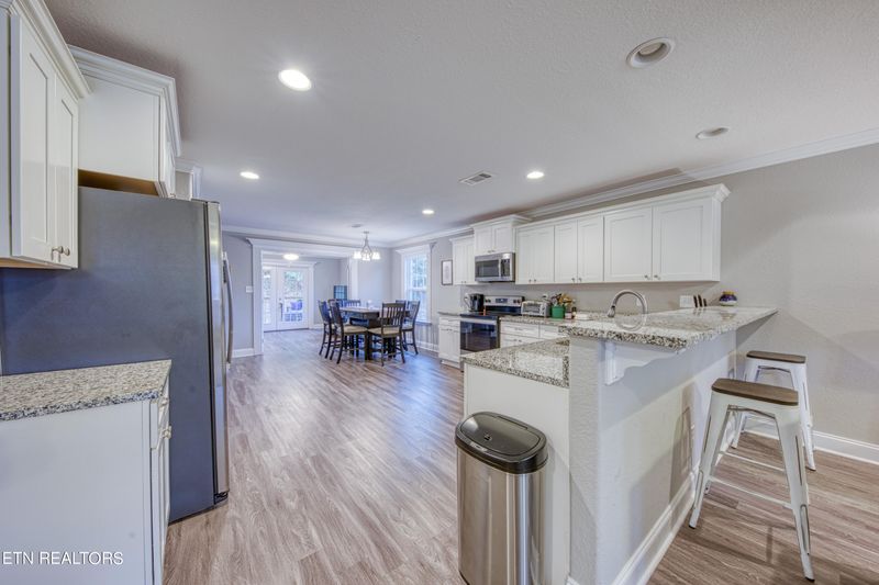 357 Conner Ln, Lenoir City, TN 37772