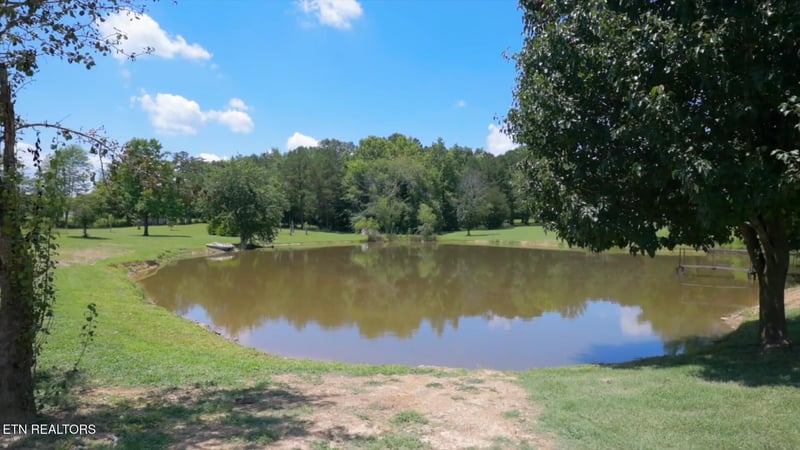 357 Doc Norton Rd, Walland, TN 37886
