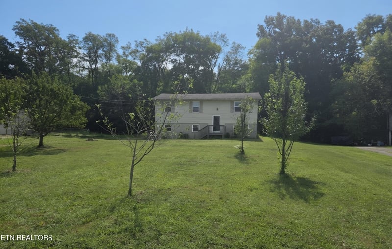 357 Hidden Valley Cir, Seymour, TN 37865