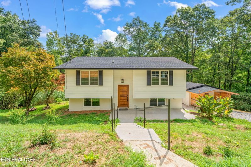 357 Rolling Acres Dr, Rockwood, TN 37854