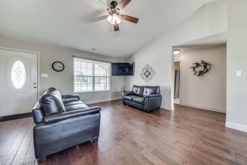 3577 Spence Cir, Maryville, TN 37804