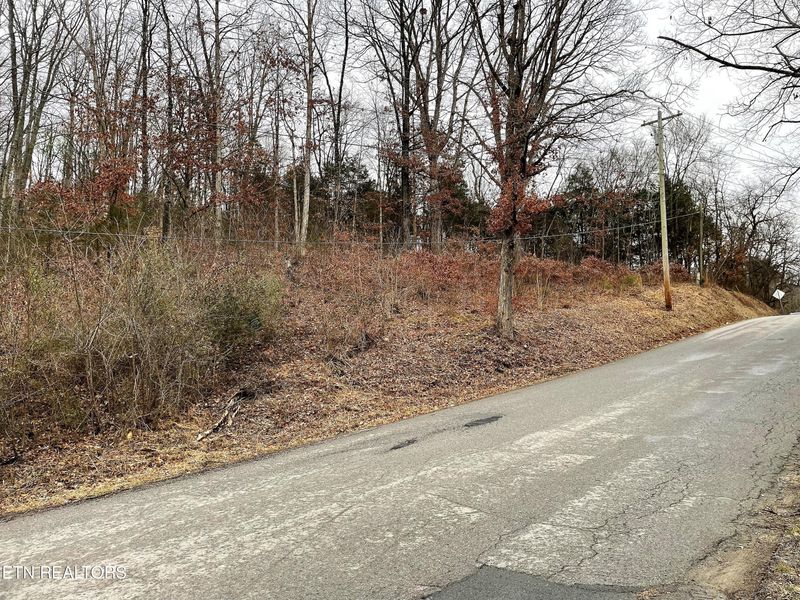 3577 Sublett Rd, Morristown, TN 37813