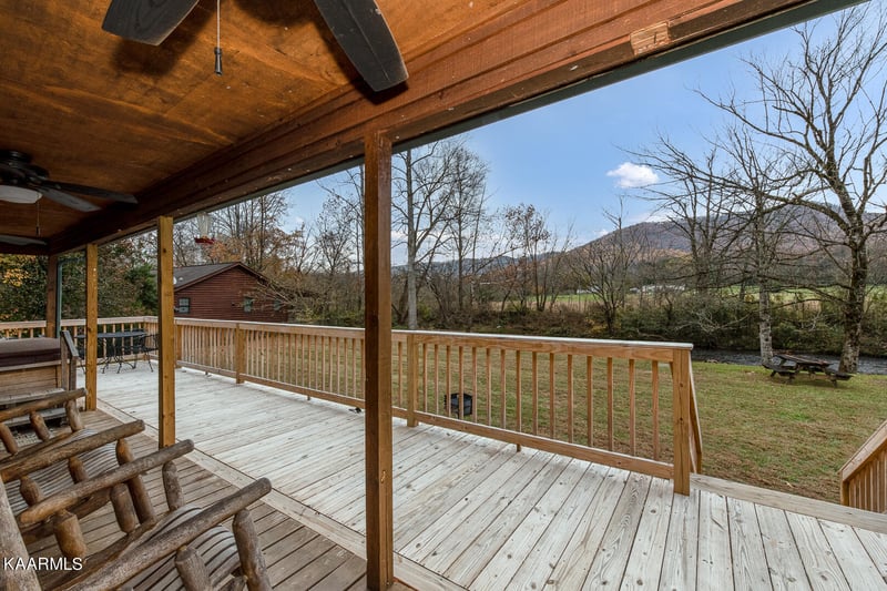 3580 Mountain Creek Way, Cosby, TN 37722