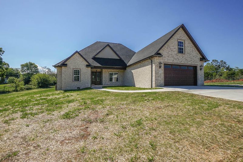 3588 Brook Rd, Greenback, TN 37742